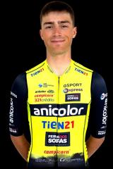 Tiago Santos1